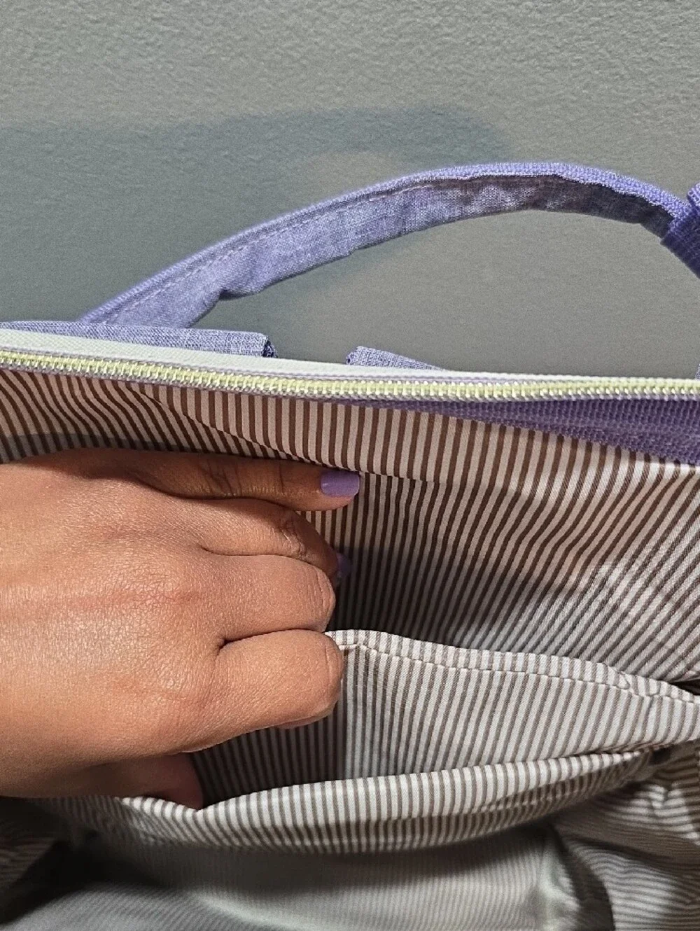 Lavender & Cream Women’s Convertible Backpack Tote by Lanneak